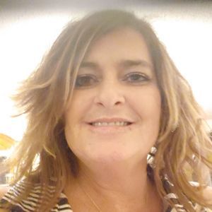 Meet your Posher, Kelli